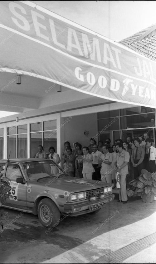 KB10_29012015_PELEPASAN_KERETA