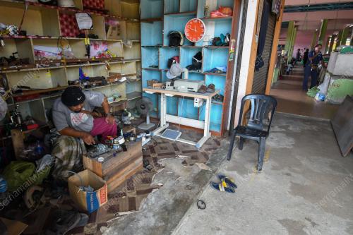 PASAR MELOR