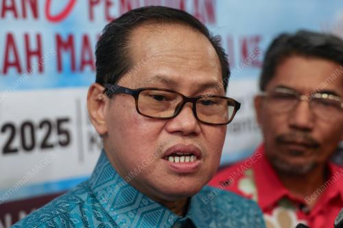 DR MOHD AZAM AHMAD