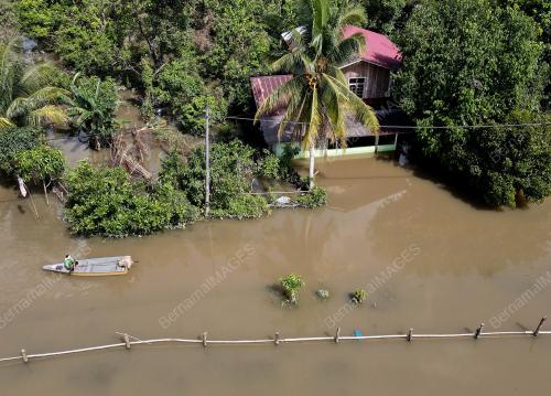 TINJAUAN BANJIR DI PASIR MAS