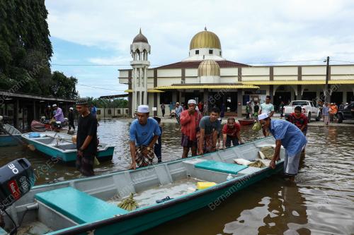 TINJAUAN SOLAT JUMAAT DI MASJID SIMPANGAN