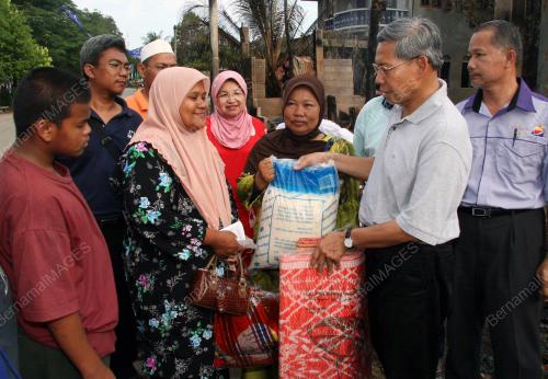 PILIHAN RAYA KECIL DUN MANIK URAI