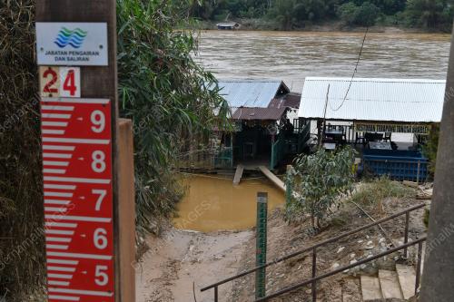PARAS AIR SUNGAI KELANTAN