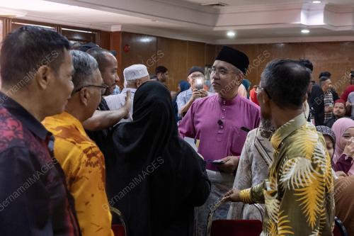 ADLY ZAHARI