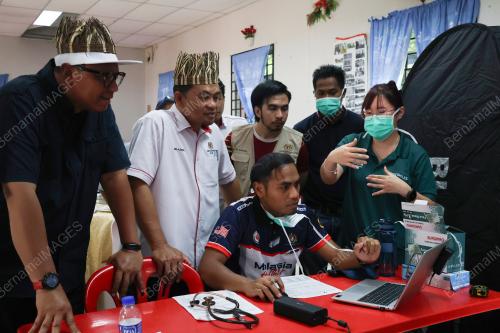 DATUK DR MOHD AZMAN YACOB