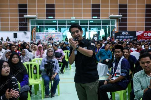 ADAM ADLI ABD HALIM