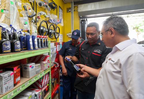 ADLY ZAHARI