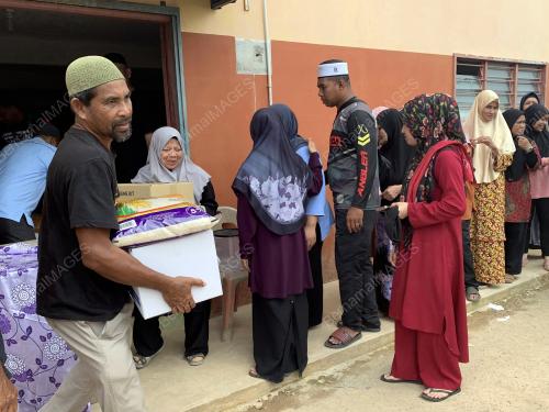 BANTUAN PASCA BANJIR