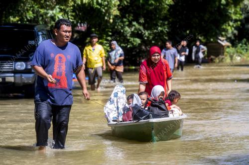 TINJAUAN BANJIR KELANTAN