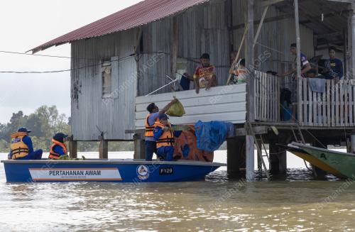 NGO BANTU MANGSA BANJIR