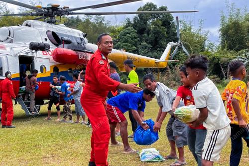 ORANG ASLI POS BALAR GUA MUSANG