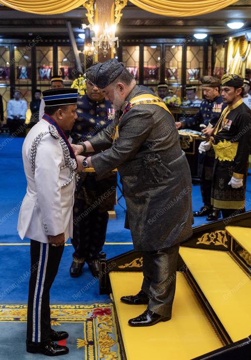 SULTAN MUHAMMAD V
