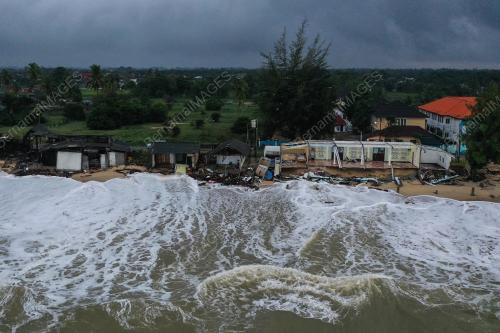 TINJAUAN HAKISAN PANTAI