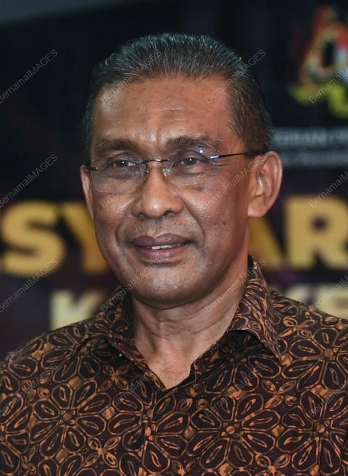 DATUK SERI TAKIYUDDIN HASSAN
