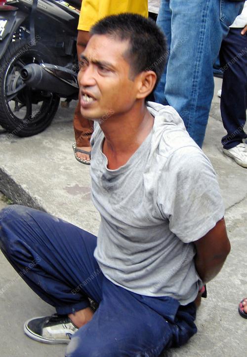 RIDWAN RAZALI