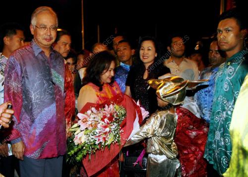 MOHD NAJIB TUN ABDUL RAZAK