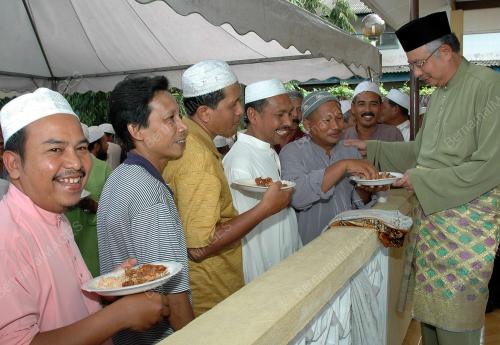 KB04_021205_NAJIB