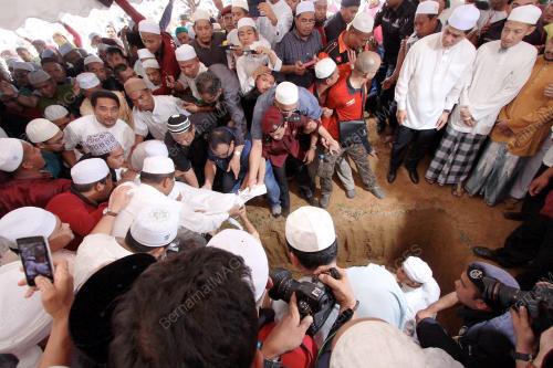 KB12_13022015_JENAZAH