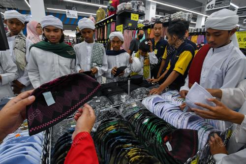 PROGRAM INDAHNYA RAYA KEMUDI