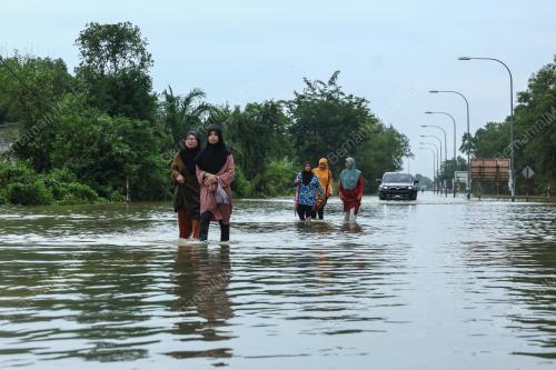 TINJAUAN DI SEKITAR RANTAU PANJANG