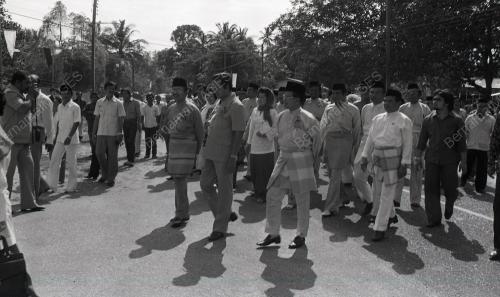 DR. MAHATHIR BIN MOHAMAD