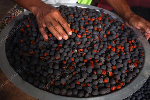 BUAH KERANJI