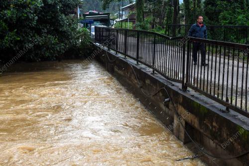 TINJAUAN BANJIR DI KUALA KRAI