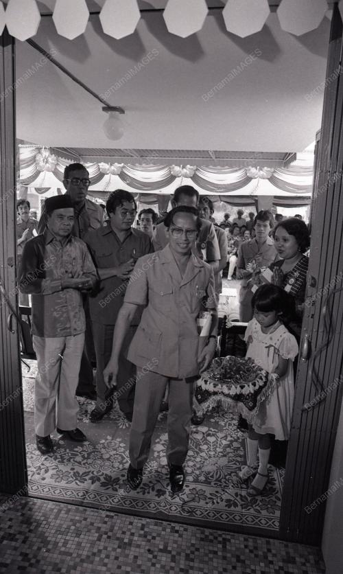 MOHAMED YAACOB