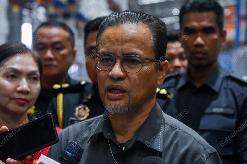 AZMAN ISMAIL