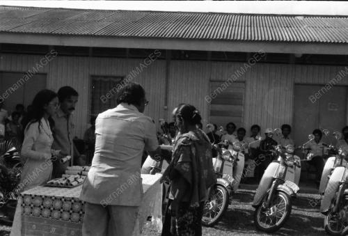 DATO SHARIFF MELAWAT TANAH MERAH