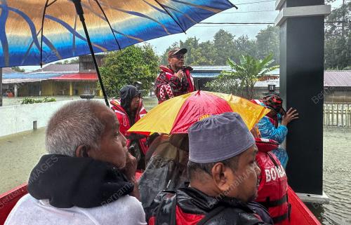 TINJAUAN BANJIR SEKITAR PASIR MAS