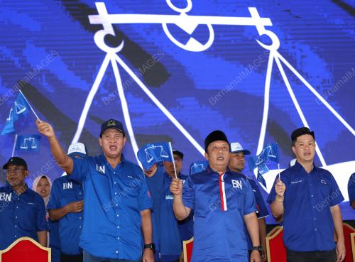 DATUK AHMAD JAZLAN YAAKUB