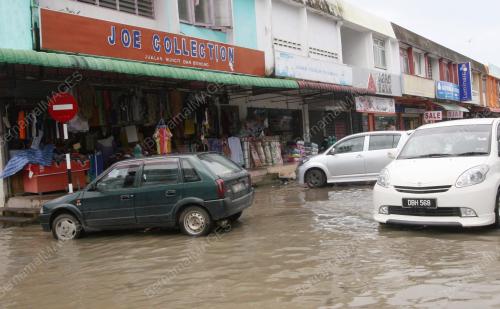 KB13_01012011_BANJIR