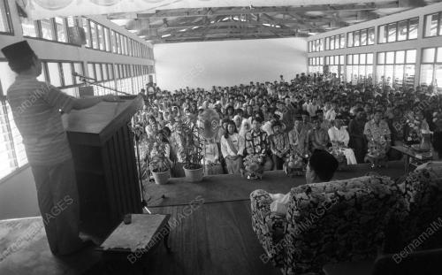 KB13_02102015_RAZALEIGH