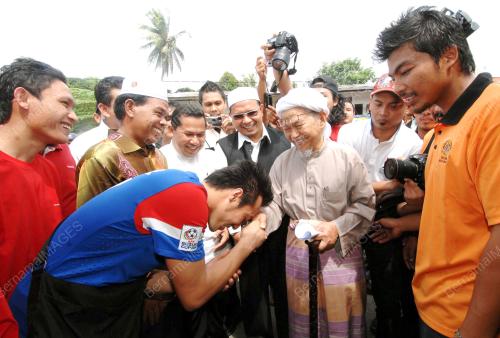 KB13_03012011_BOLA_KHAIRUL
