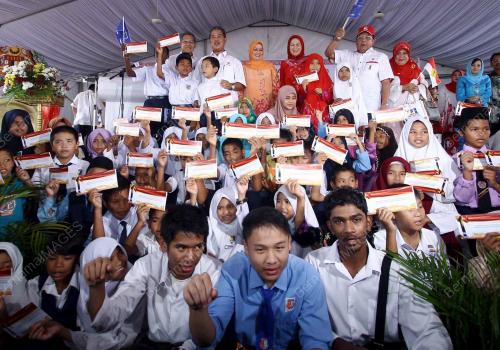 MUHYIDDIN YASSIN