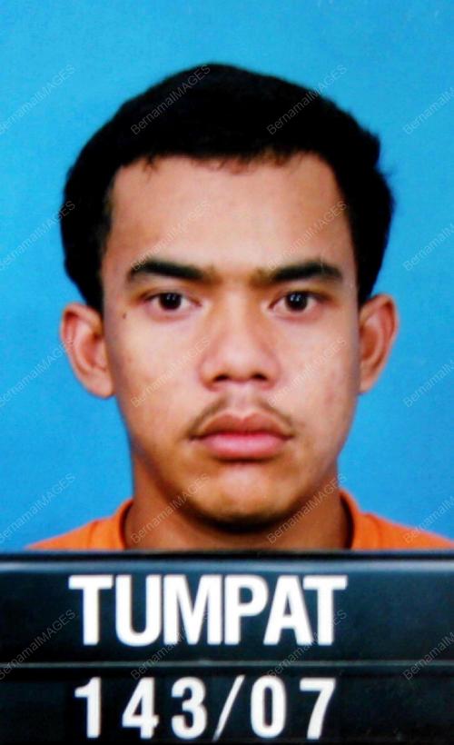 SUSPEK CURI MOTOSIKAL