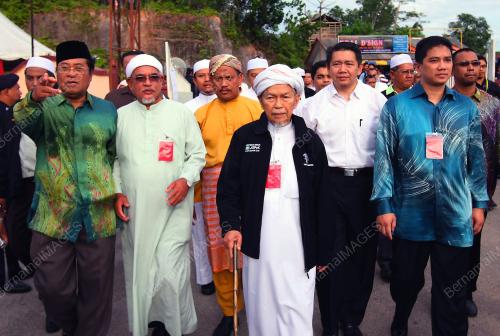 PILIHAN RAYA KECIL DUN MANIK URAI