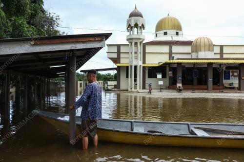 TINJAUAN SOLAT JUMAAT DI MASJID SIMPANGAN