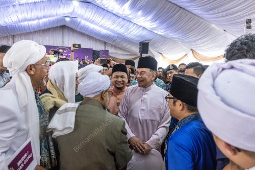 DATUK SERI ANWAR IBRAHIM