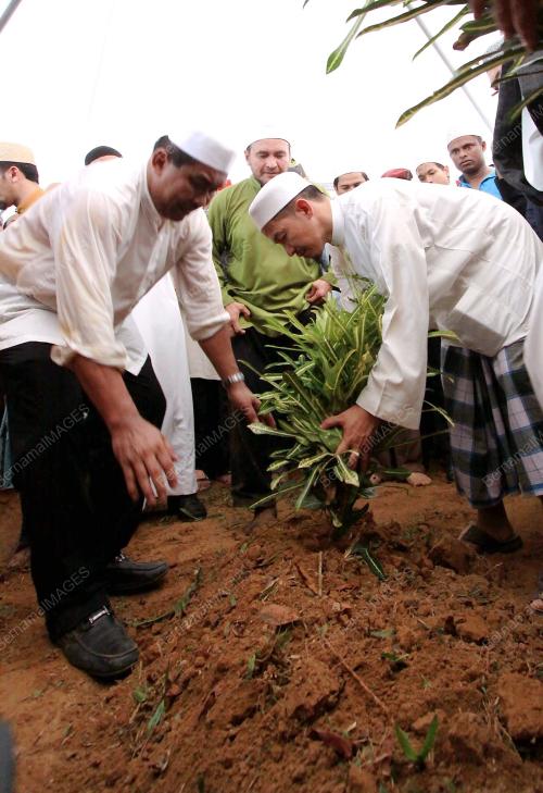KB13_13022015_JENAZAH