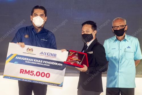 DATUK DR RADZI MD JIDIN