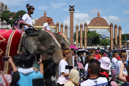 PERARAKAN GAJAH SEMPENA HARI MALAYSIA