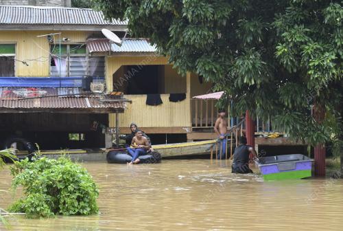 TINJAUAN BANJIR KELANTAN