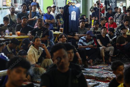 SKRIN BESAR PIALA ASIA