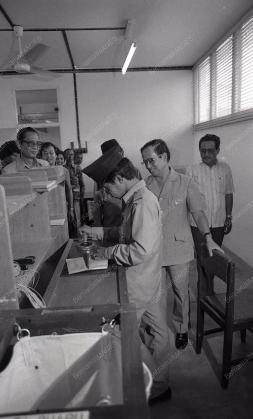 MOHAMED YAACOB