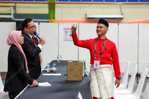 PENAMAAN CALON PRU 15