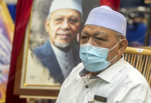 DATUK AHMAD YAKOB