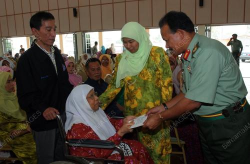 BRIG JEN SHAHARUDIN ABU BAKAR