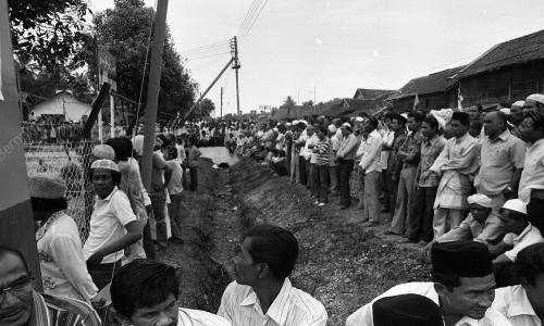 HARI PENAMAAN CALON KELANTAN
